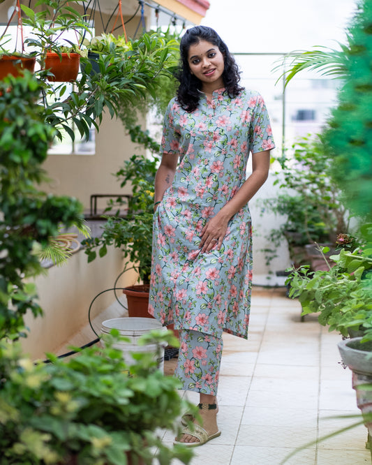 Green Floral Printed Kurti with Bottom